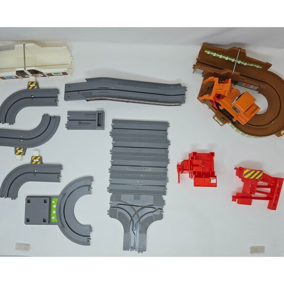 Thomas & Friends Big Loader Construction Partial Set 13 Track Pieces Dozer 1997 - Picture 2 of 16